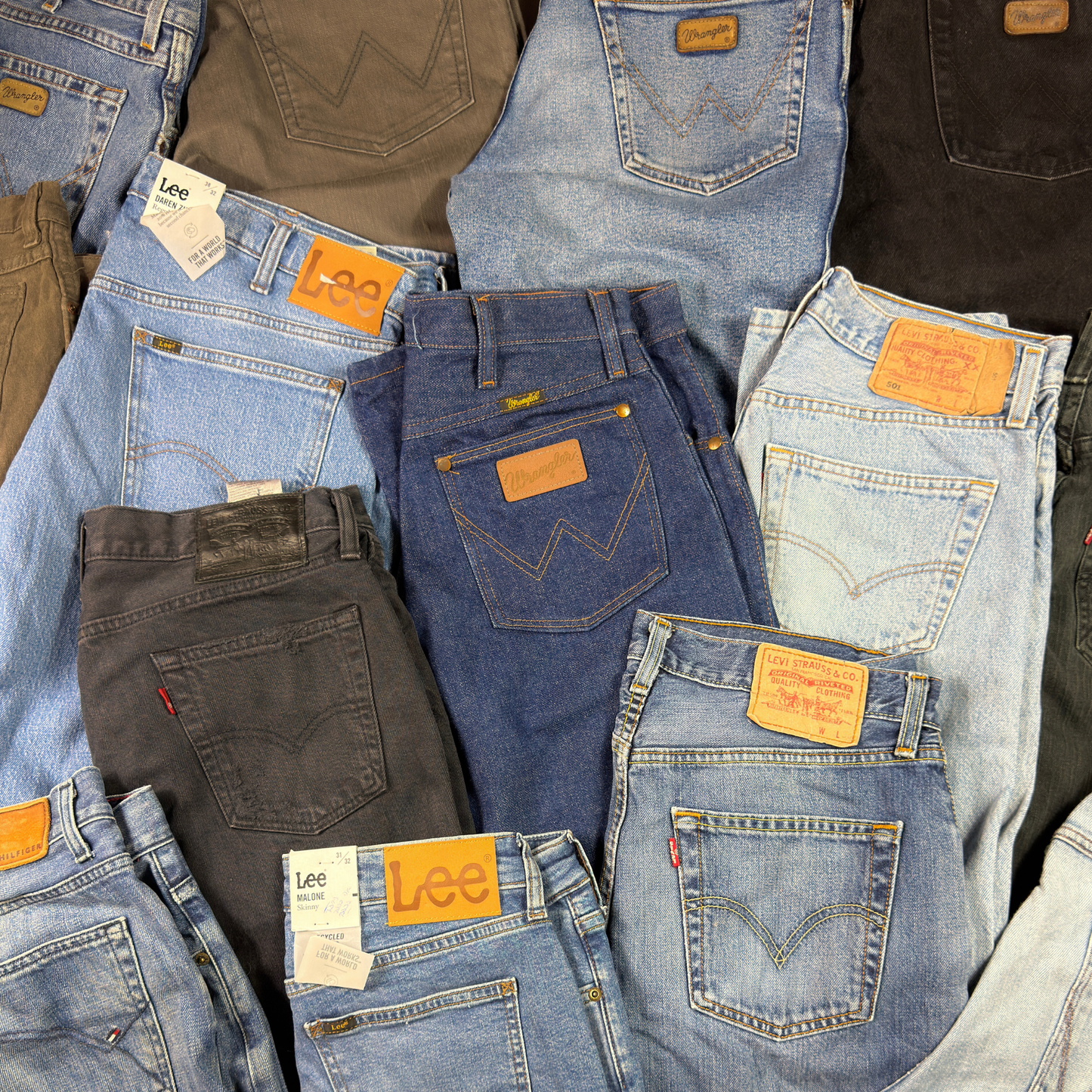 Branded Jeans Bundle (Levi’s, Wrangler, Lee & More) – 15pcs
